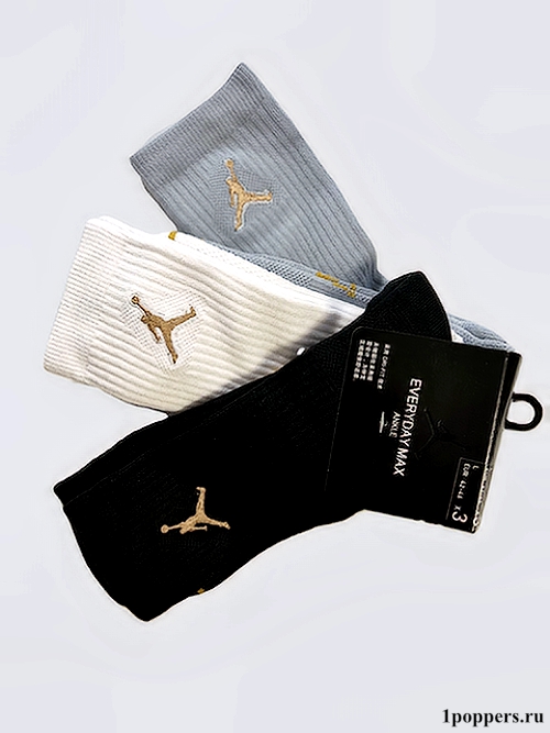Универсальные повседневные спортивные носки для мужчин Nike Everyday Max ankle Jordan Jumpman три цвета в комплекте
