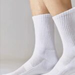 Дышащие спортивные высокие носки Uniqlo 4 пары белого цвета